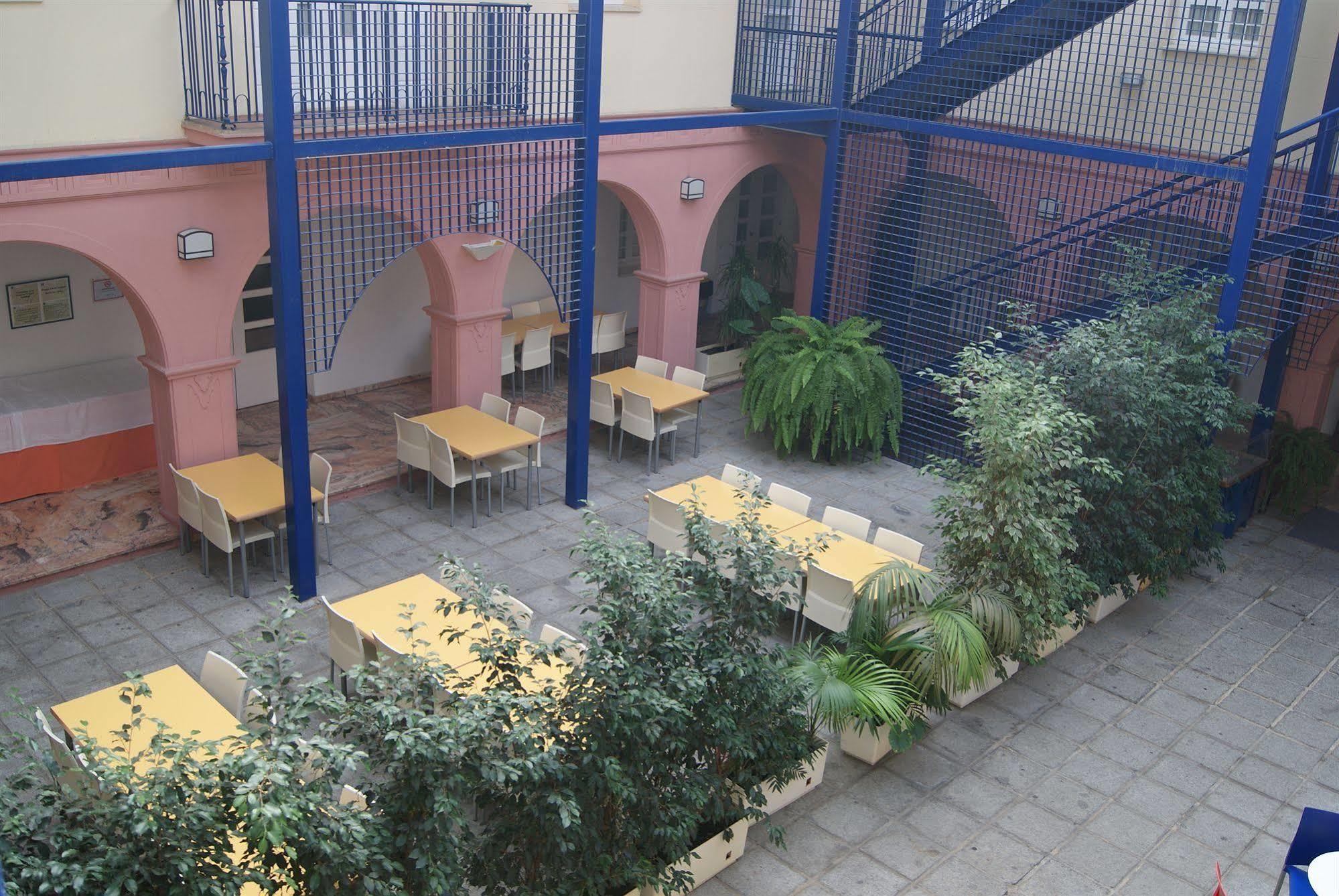 Albergue Inturjoven Huelva Luaran gambar
